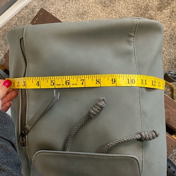 Like New! Grey Universal Thread Drawstring Backpack - Picture 10 of 12